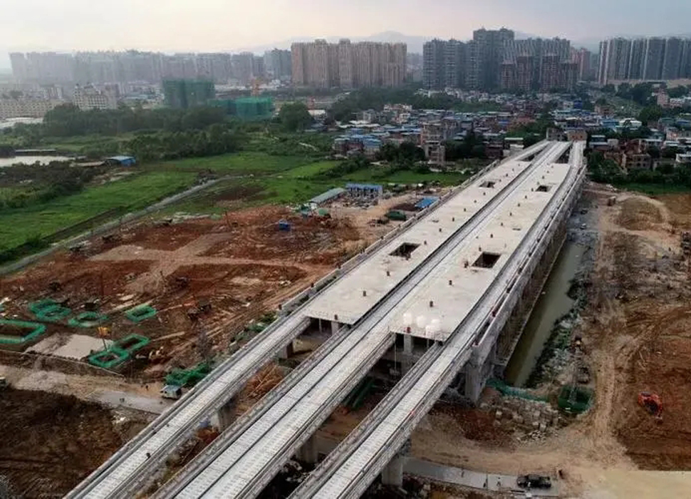 Guangqing city rail Qingyuan station